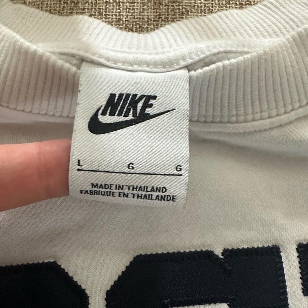 Women’s Nike PSU sweatshirt - Picture 4 of 4